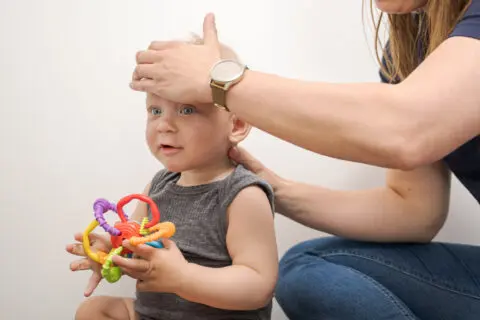 Kiropraktisk behandling af babyer og børn.